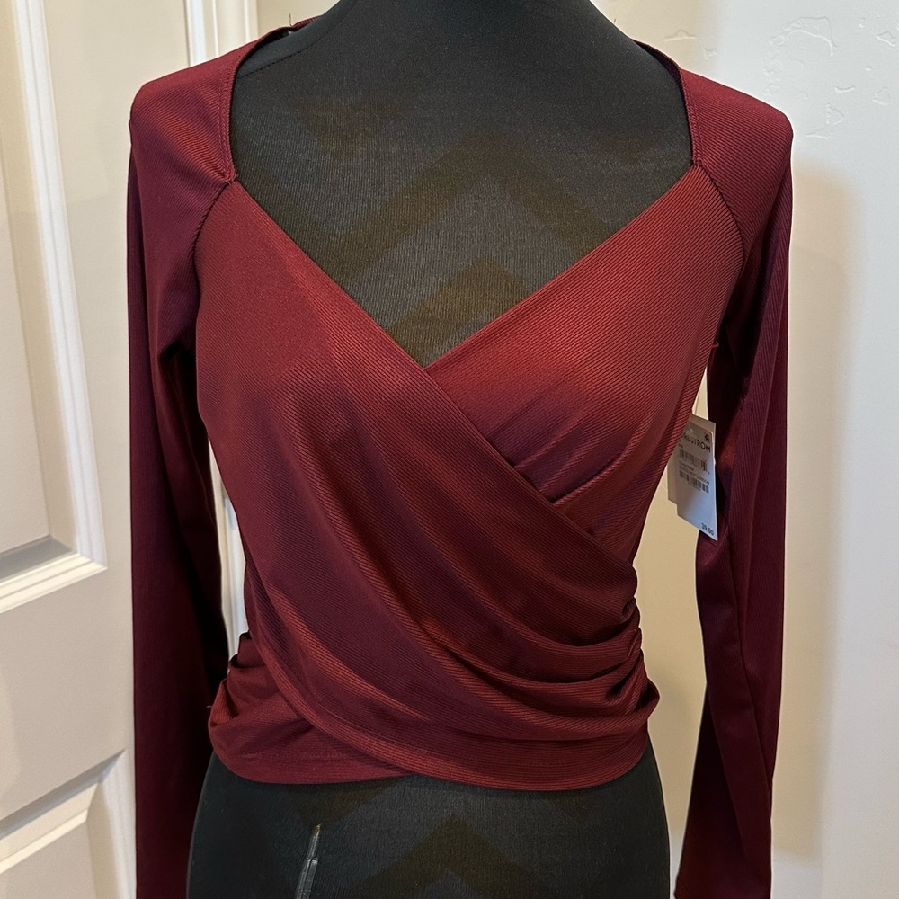 NWT   Open Edit Burgundy London Wrap Front, Long Sleeve, Cropped Shirt SZ Medium